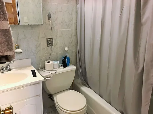 Rented by Joe Gotham LTD | media 33