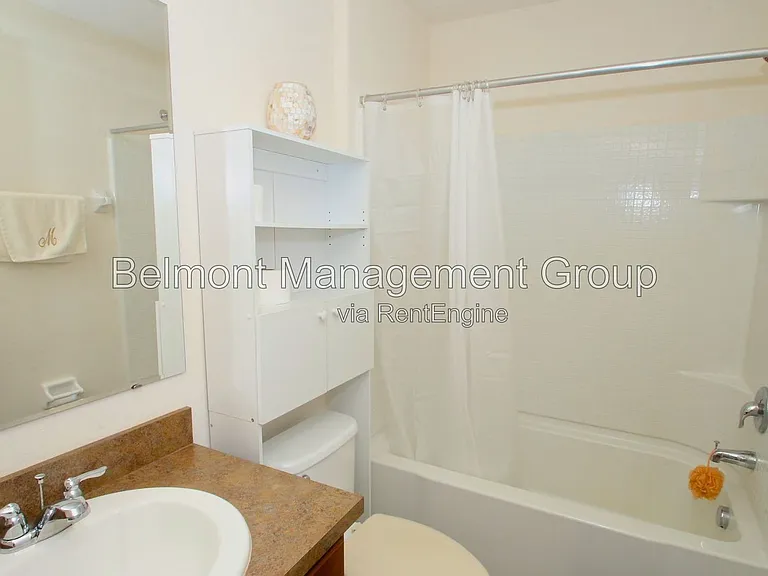 2358 Chatham Place Dr — Photo 16
