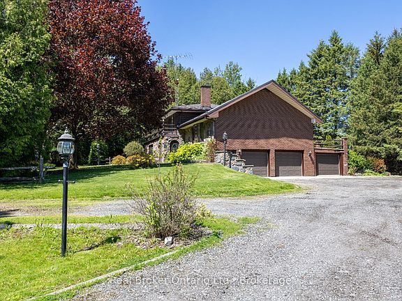 3rd image of 4301 Squair Rd