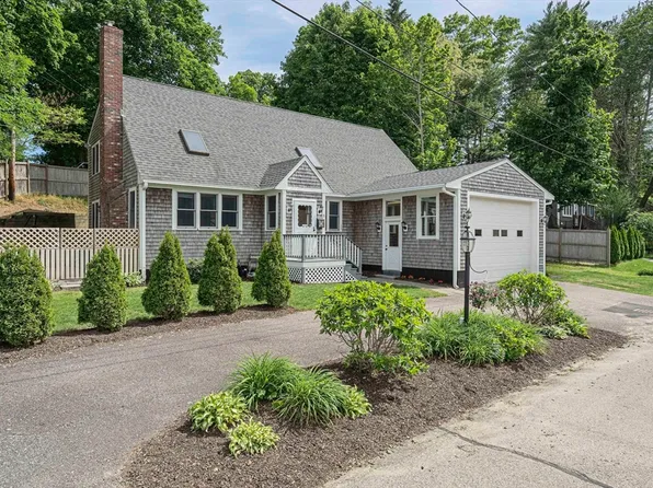 5 Margerie St, Plymouth, MA 02360