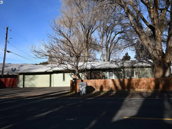 903 Hostetler Way W, The Dalles, OR 97058