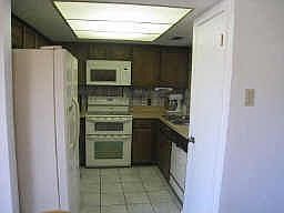 2nd image of 2805 Owen Ln