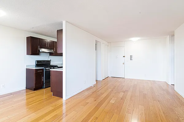 Rented by Modern Spaces | media 22