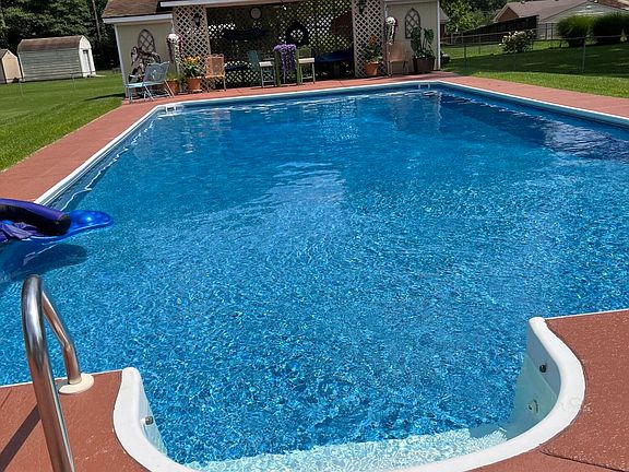 2nd image of 3808 Gaywood Dr