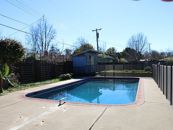 3rd image of 6561 Chetwood Way