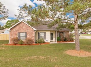 449 Silverstone Cir, Ponchatoula, LA 70454