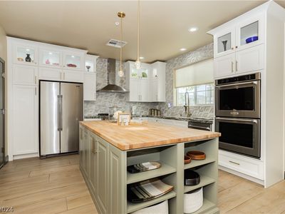 9044 Proud Ct, Las Vegas, NV, 89149