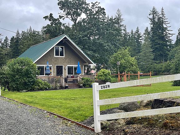 2nd image of 2829 204th Ave SE