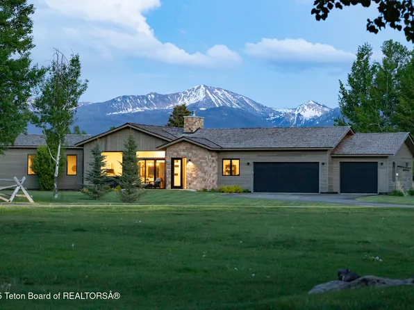 6300 N Aspen Dr, Jackson, WY 83001