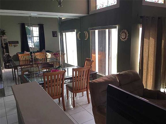 4th image of 6011 NW 44th Way