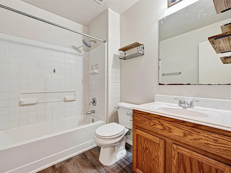 19119 Yaupon Ranch Dr — Photo 35
