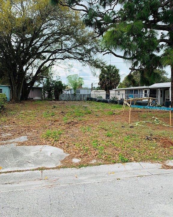 2nd image of 5058 77th St N