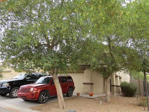 3rd image of 40327 W Peggy Ct