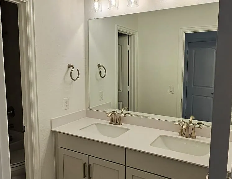309 Breeds Hill Rd — Photo 11