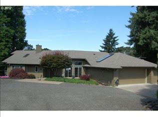 11 N Alder St, Lowell, OR 97452