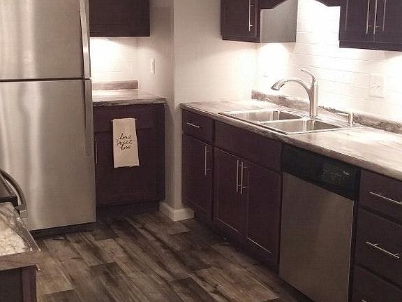 3rd image of 1847 Tawny Ash Dr