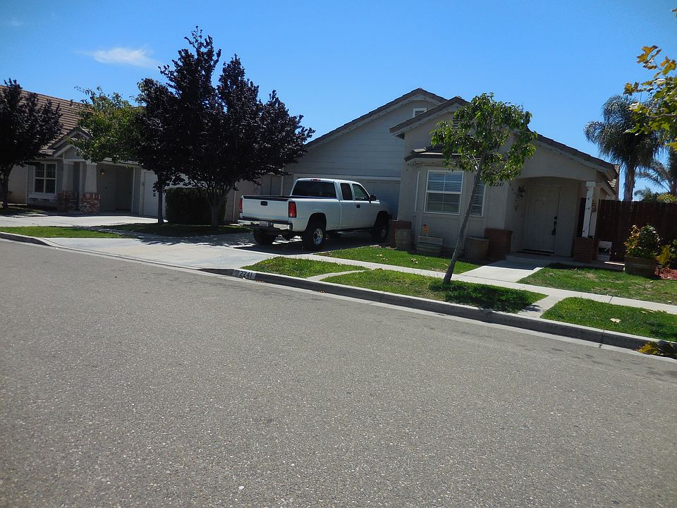 1st image of 2241 N Alco Dr