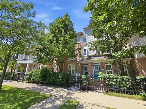 112 Harbourside Dr, Whitby, ON L1N 0H7