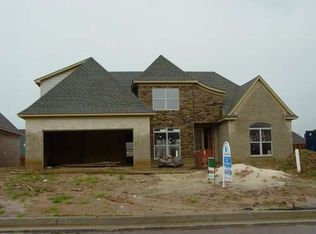 30 Fair View Ln, Oakland, TN 38060