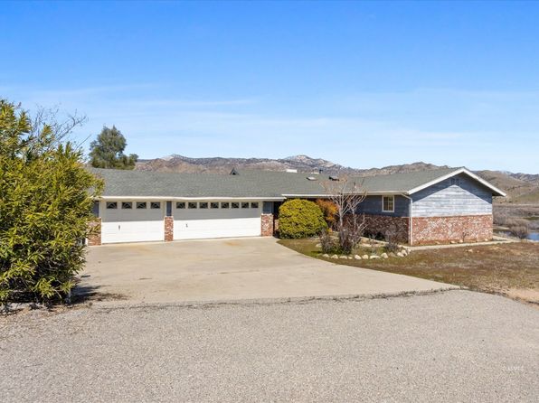 129 Phillips St, Wofford Heights, CA 93285