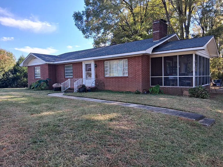 Statesville Blvd — Photo 1