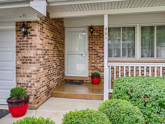 3rd image of 401 Fairfield Ct