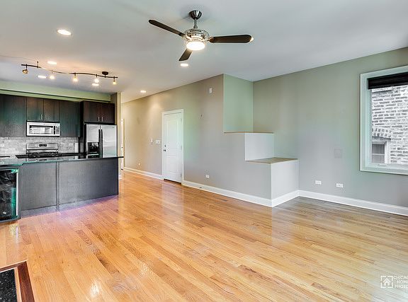 3rd image of 2617 W Cortez St #2