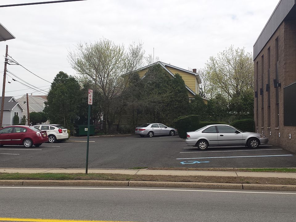 1st image of 19-03 Maple Ave Ste 1