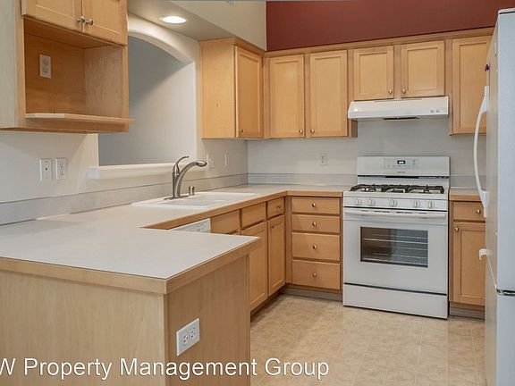 2nd image of 7412 29th St NE