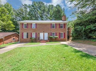 424 Tarragon Way SW, Atlanta, GA 30331
