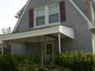 32 Kinship Rd, Dundalk, MD 21222