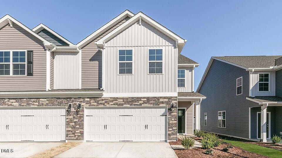 1st image of 721 Gold Hill Way