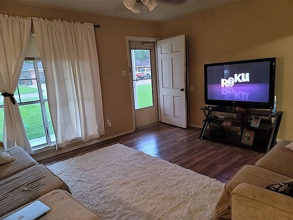 3rd image of 59030 Lillian Ave