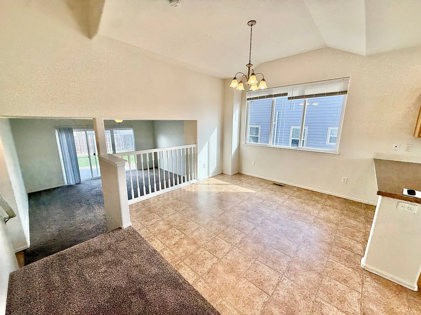 Tri-Level In Park Meadows Subdivision- Wellington 2 Weeks Free — Photo 3