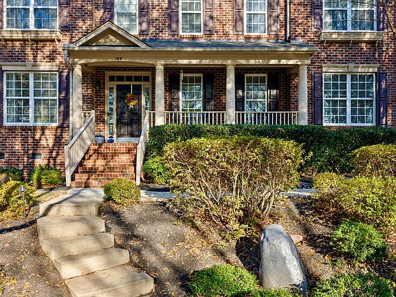 4th image of 109 Skywater Ln