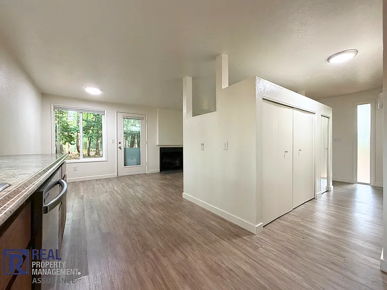 7077 SW Montauk Cir — Photo 5