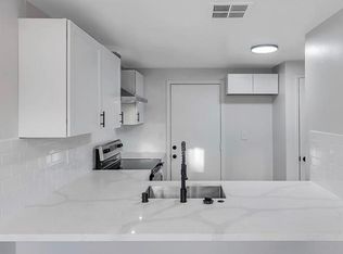 14501 Tupper St, Panorama City, CA 91402