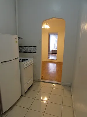 Rented by Majesty Management | media 40