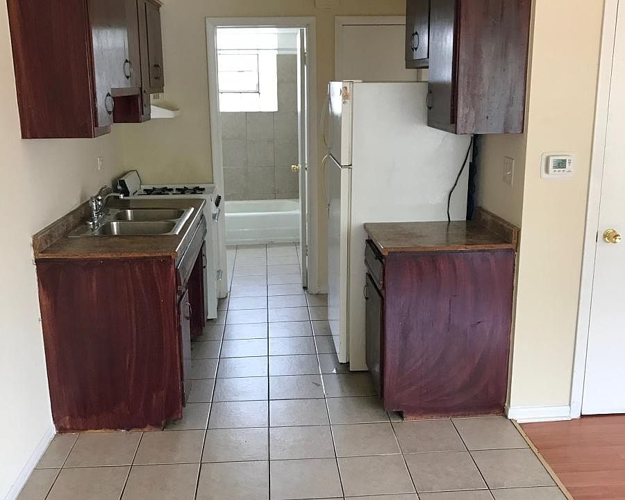2nd image of 5834 W 28th St APT 6
