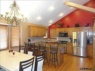 2nd image of 16350 Chicago Cir