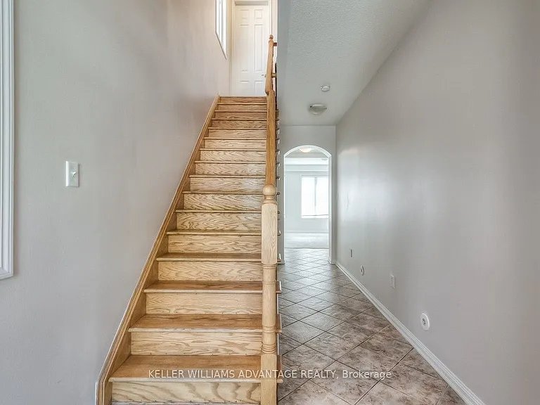 29 Winkler Ter — Photo 2