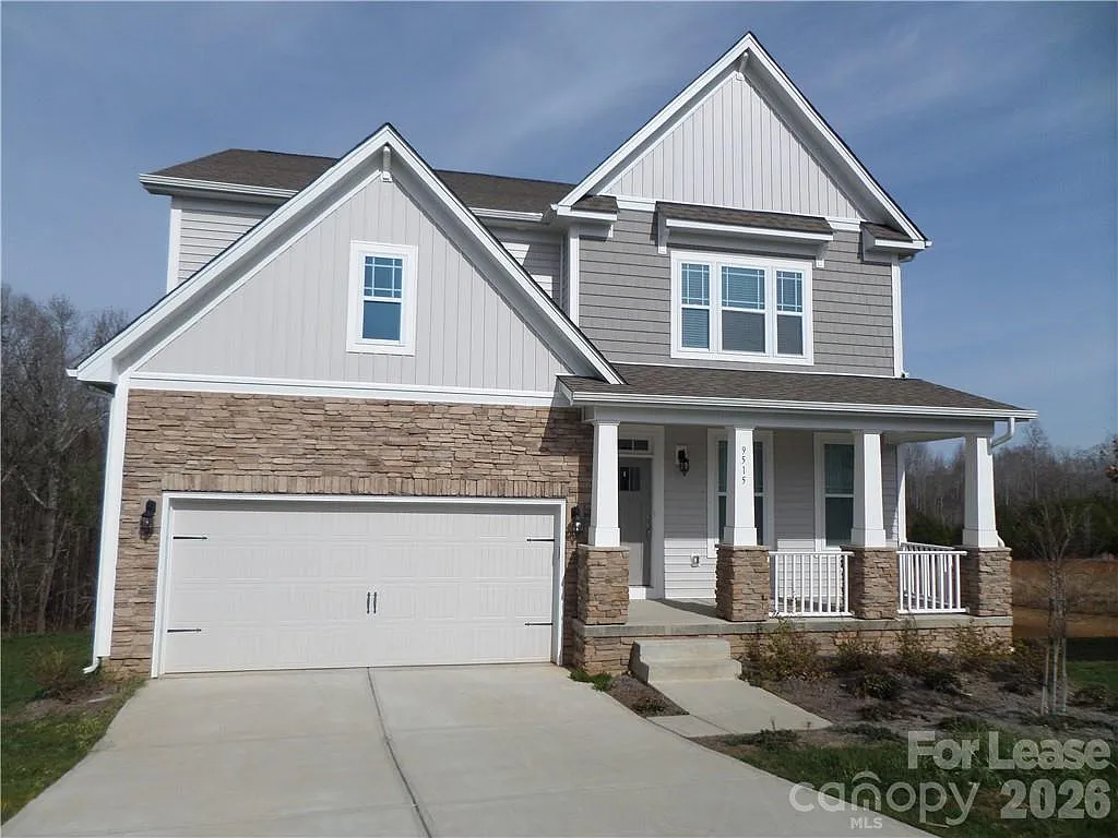 4 bed, 3.0 bath, 3240 sqft, $2,995 — Photo 1