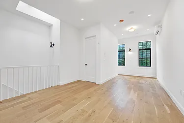 Rented by Keystone Realty USA Corp