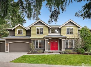 13038 NE 8th St, Bellevue, WA 98005