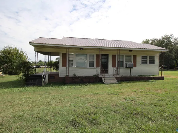 1104 Whitesville Rd, Albertville, AL 35950