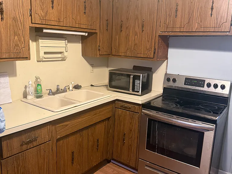 229 Columbia Ave #2 — Photo 8