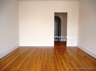 3530 34th St APT 4A, Astoria, NY 11106