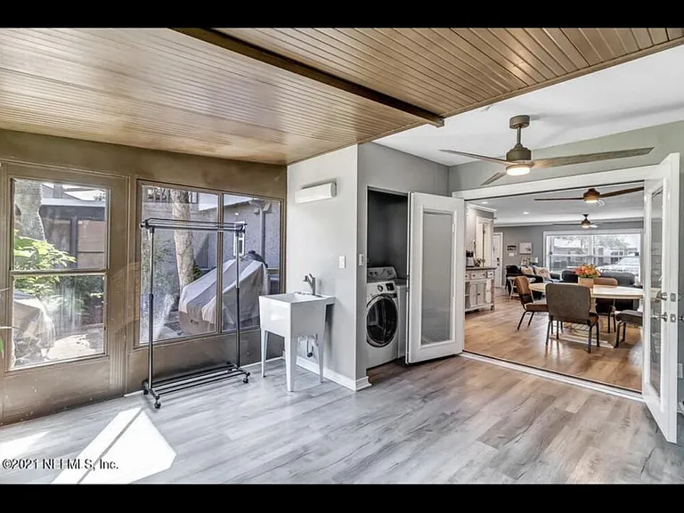 695 A1a N #139 — Photo 17