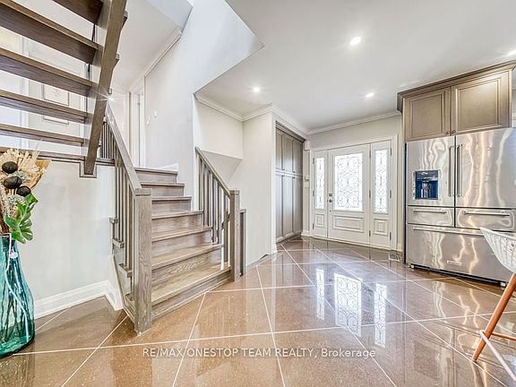 3rd image of 95 Sciberras Rd