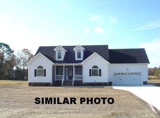 113 Creekside Dr, Moyock, NC 27958